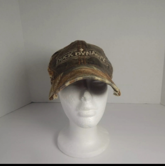 Duck‎ Dynasty Camo Hunting Hat Cap Outdoor Cap Distressed A&E - Picture 1 of 9